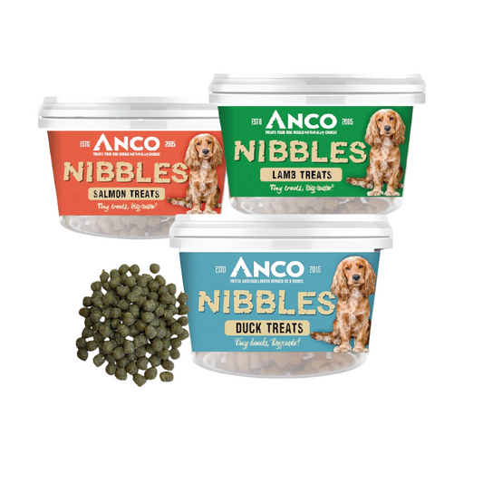 Anco nibbles single protein small natural training treats for dogs and puppies in a reasealable plastic tub