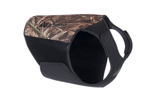 A neoprene protective vest for working dogs with realtree camouflage pattern. Fully adjustable vest to protect dogs from thorns and brambles in thick cover.